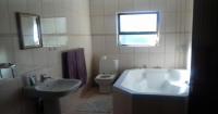 Bathroom 2 of property in Fourways