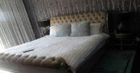 Bed Room 2 of property in Fourways