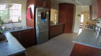 Kitchen - 14 square meters of property in Witfield