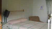 Bed Room 3 - 17 square meters of property in Van der Kloof