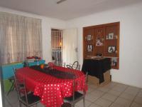 Dining Room - 16 square meters of property in Lenasia South