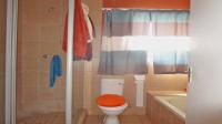 Bathroom 1 - 7 square meters of property in Greenhills