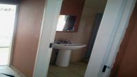 Bathroom 1 - 7 square meters of property in Greenhills