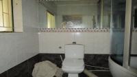 Main Bathroom - 8 square meters of property in Del Judor
