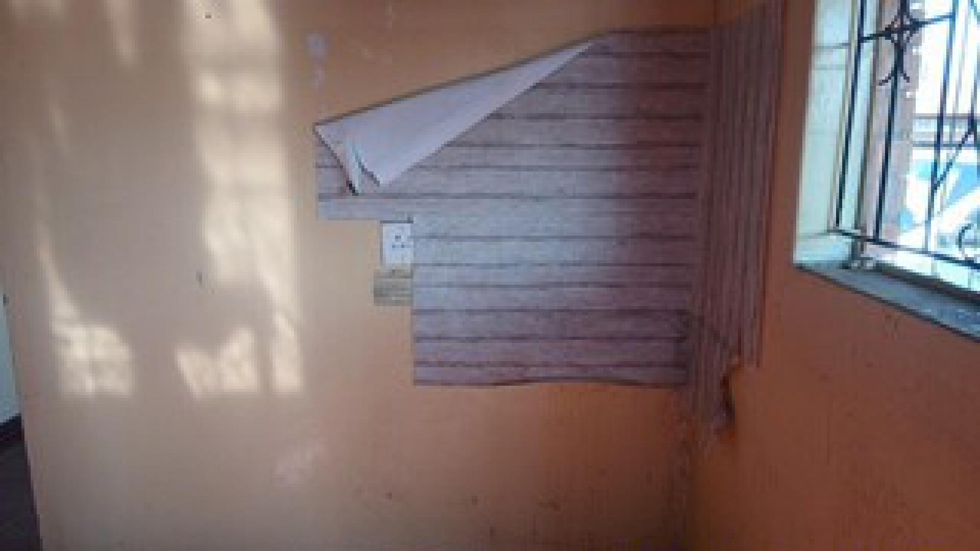 Kitchen of property in Kwa-Guqa