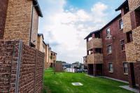 2 Bedroom 1 Bathroom Flat/Apartment to Rent for sale in Kibler Park