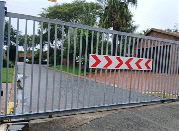 Standard Bank SIE Sale In Execution 5 Bedroom House for Sale in Robin Hills - MR200689