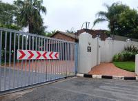 Front View of property in Robin Hills