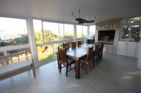 Dining Room of property in Struis Bay
