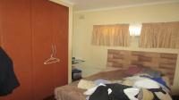 Bed Room 1 - 13 square meters of property in Kloof 