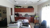 Study - 14 square meters of property in Kloof 