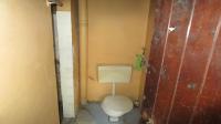Bathroom 3+ - 21 square meters of property in Kloof 