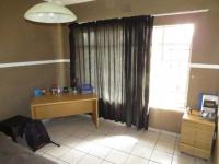 Bed Room 1 - 14 square meters of property in Risiville