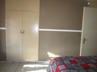 Bed Room 1 - 14 square meters of property in Risiville