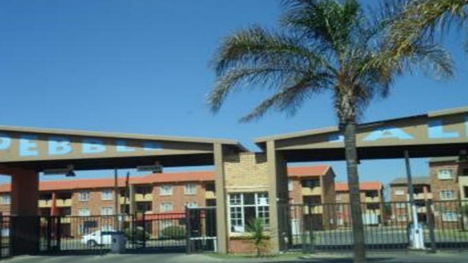 Standard Bank SIE Sale In Execution 2 Bedroom Sectional Title for Sale in Comet - MR201045
