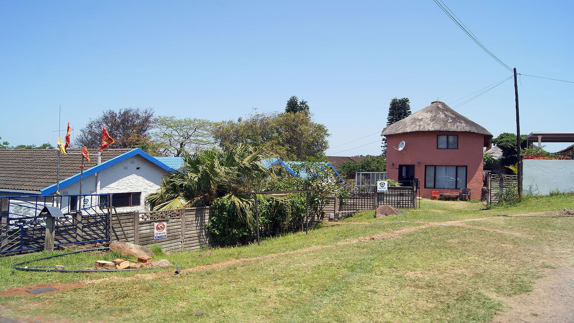 Front View of property in Queensburgh