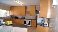 Kitchen - 44 square meters of property in Queensburgh
