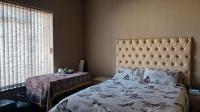 Bed Room 1 - 14 square meters of property in South Hills
