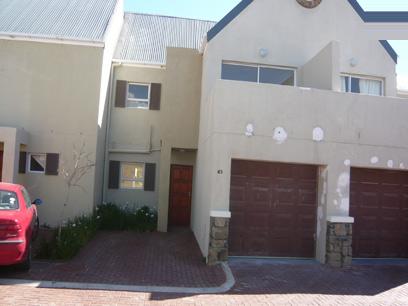 3 Bedroom Duplex for Sale For Sale in Gordons Bay - Private Sale - MR20280