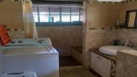 Main Bathroom of property in Marloth Park