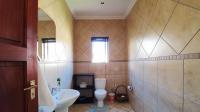 Guest Toilet - 5 square meters of property in Rua Vista