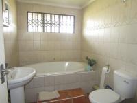 Bathroom 2 - 6 square meters of property in Meyerton