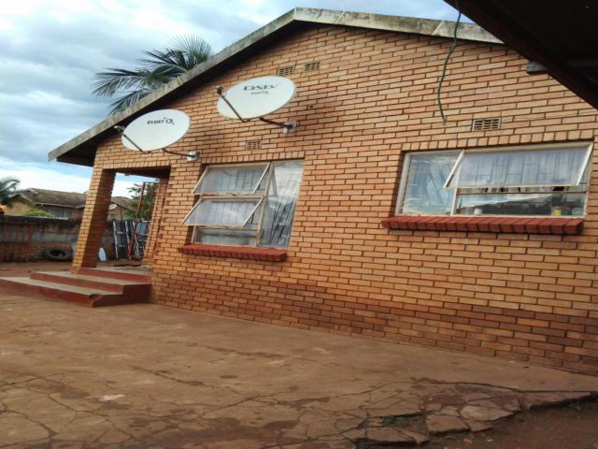 Front View of property in Thohoyandou