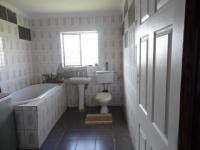 Bathroom 1 of property in Brakpan