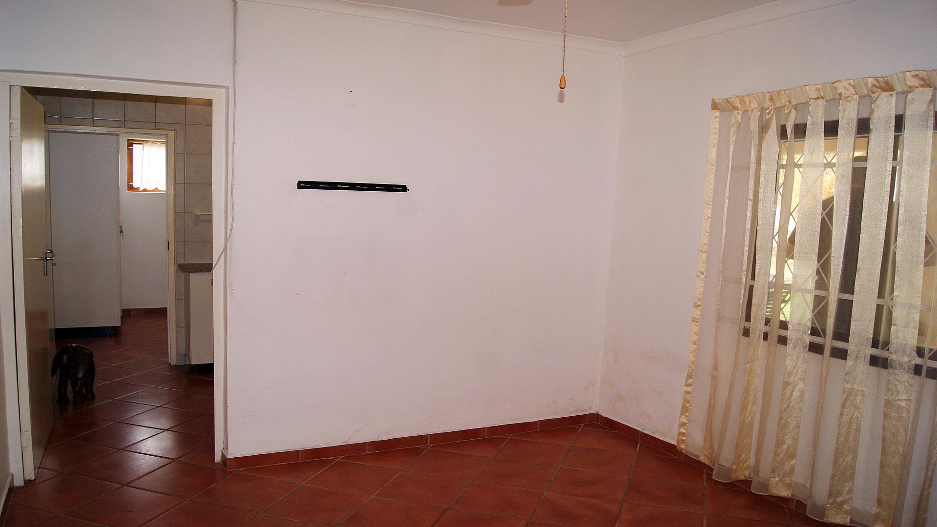 Bed Room 3 of property in Uvongo