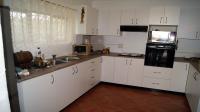 Kitchen - 25 square meters of property in Uvongo