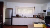 Kitchen - 25 square meters of property in Uvongo