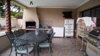 Patio - 48 square meters of property in Uvongo