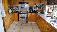 Kitchen - 25 square meters of property in Uvongo