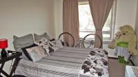 Main Bedroom - 13 square meters of property in Jackal Creek Golf Estate