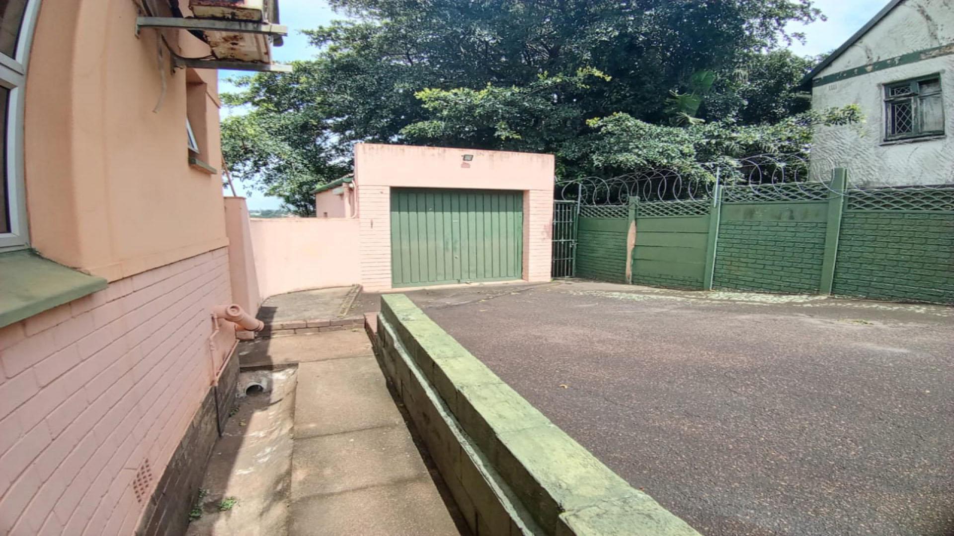 Garage of property in Umbilo 