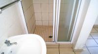 Bathroom 1 - 4 square meters of property in Marburg