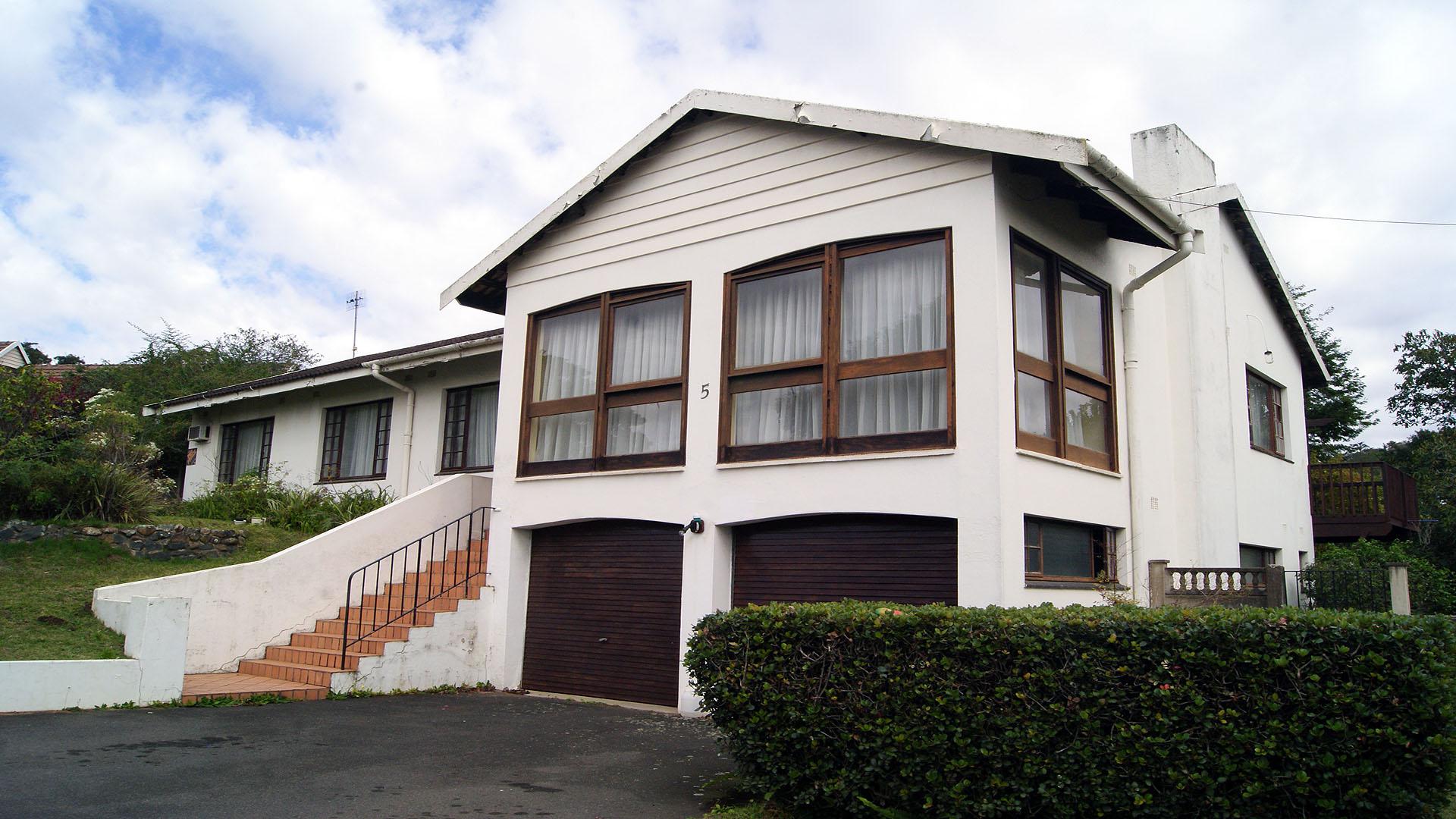 Front View of property in Pinetown 