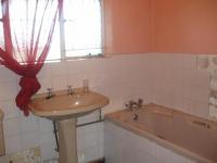 Bathroom 1 of property in Graskop
