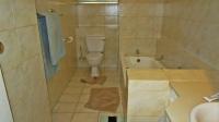 Main Bathroom of property in Melrose