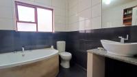 Bathroom 1 - 9 square meters of property in Kuils River