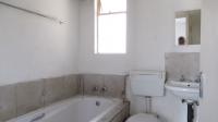 Bathroom 1 - 4 square meters of property in Fleurhof