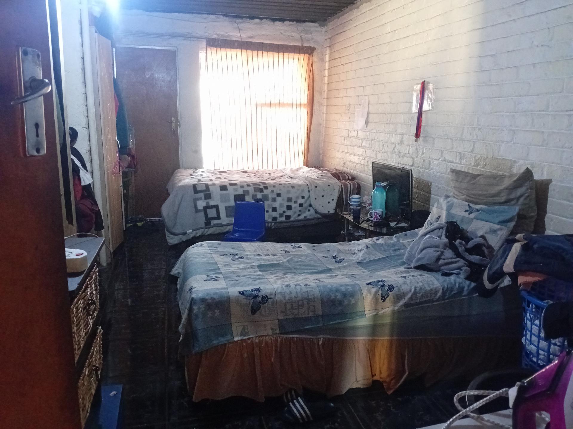 Spaces - 8 square meters of property in Emalahleni (Witbank) 
