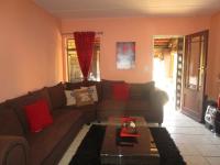 Lounges - 14 square meters of property in Breaunanda