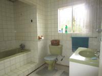 Bathroom 1 - 13 square meters of property in Naturena