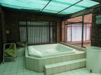Patio - 31 square meters of property in Naturena