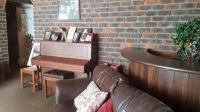 Lounges - 48 square meters of property in Daveyton