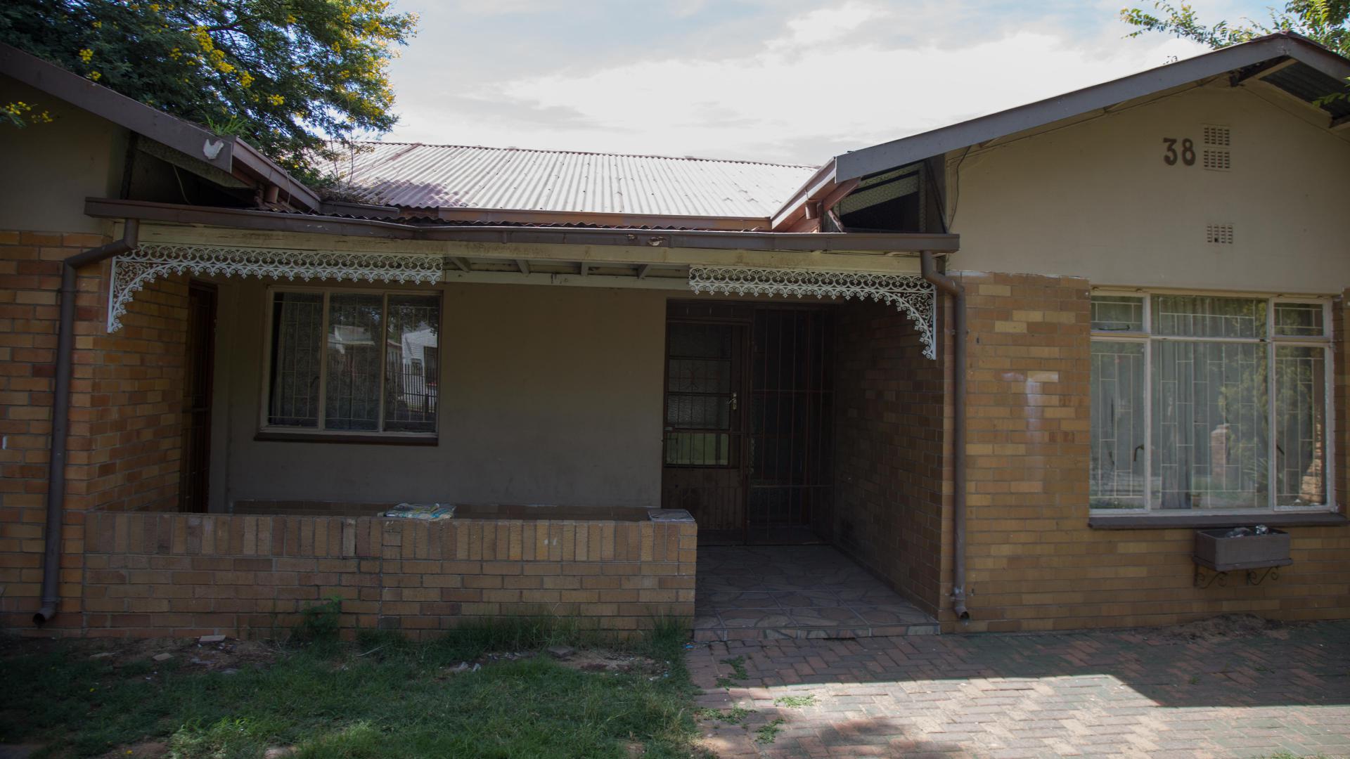 Front View of property in Sasolburg