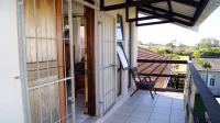 Balcony - 8 square meters of property in Port Edward