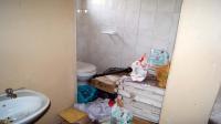 Staff Bathroom - 2 square meters of property in Meer En See