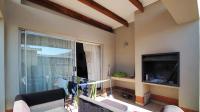 Patio - 14 square meters of property in Waterval East